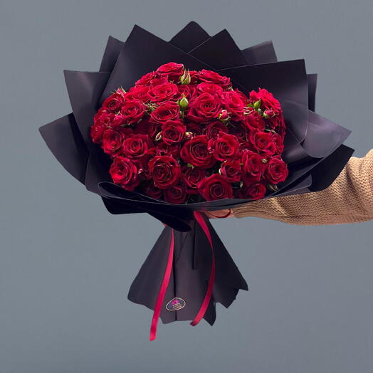 Букет «Алая харизма»