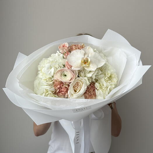 Elegance bouquet of Small size