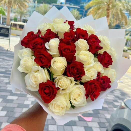 White red rose bouquet