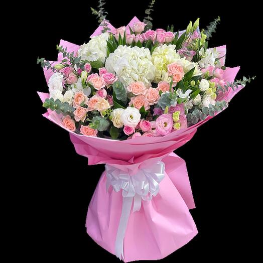 Фантастический розовый цветок