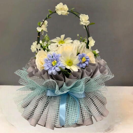 Daisy Margarita Hand Bad Flowers Arrangement