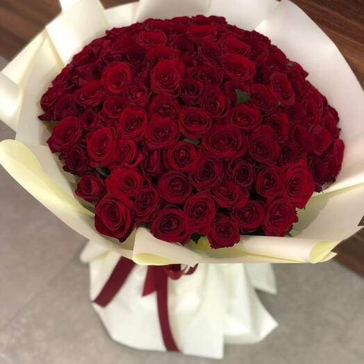100 Red Premium Roses bouquet