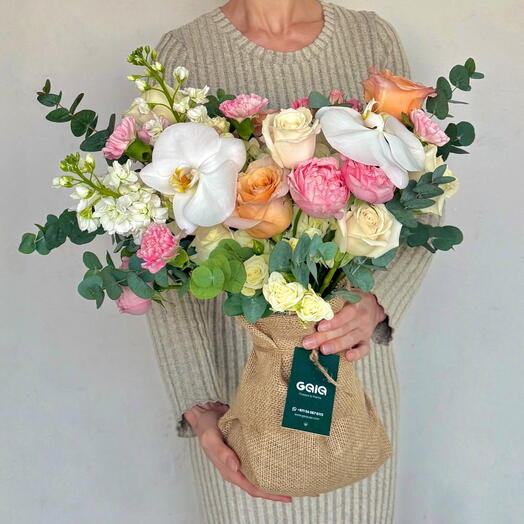 Идеальное розово-белое сияние свежих цветов