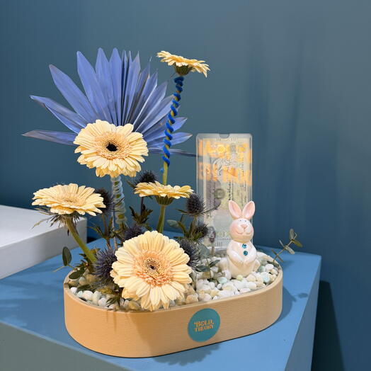 Нежно-голубой поднос