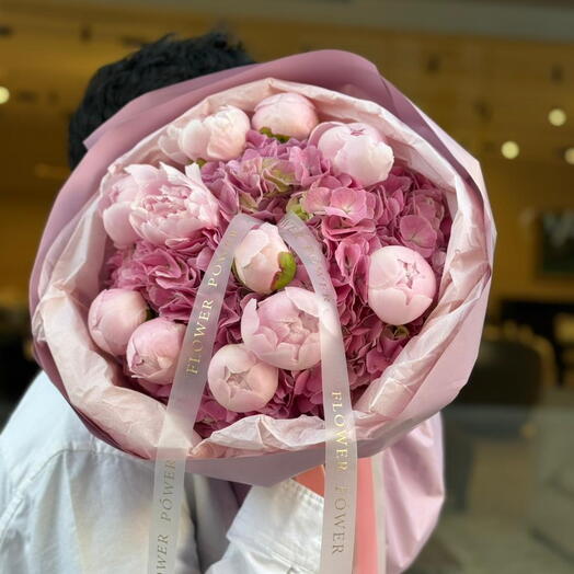 Bouquet Nuage Rosé de pivoines et d'hortensias