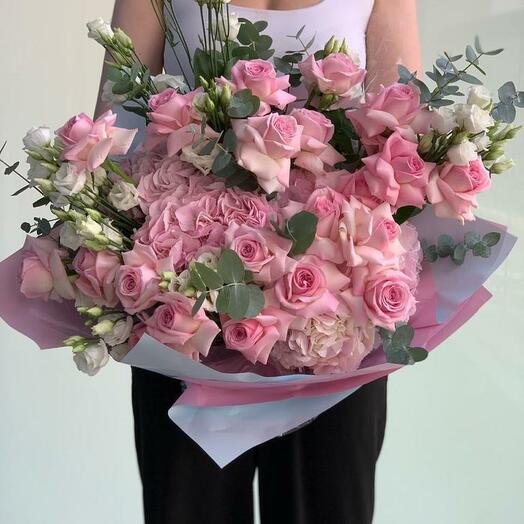 Pink cloud of flowers