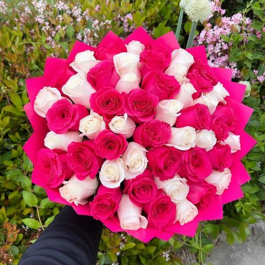 Bouquet of pink and white roses