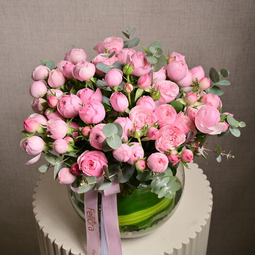 15 роз Mansfield Park в вазе-аквариуме  6206