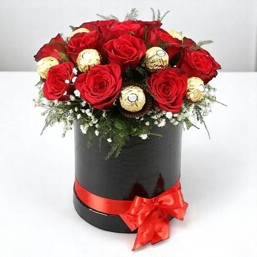 Luxury Red Roses   Ferrero Rocher Hat Box – 15 Roses with 9 Chocolates in Black Gift Box