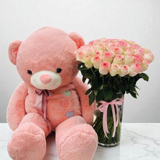 Bouquet with 50 premium pink roses in a vase and a large pink Teddy Bear (100cm)