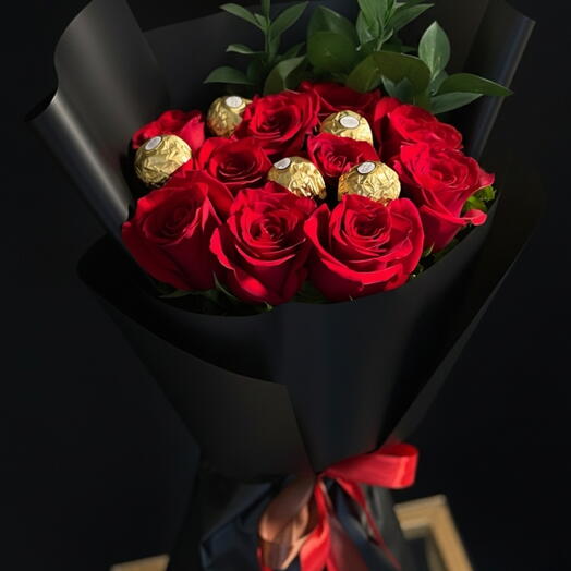 Red Rose Bouquet with Chocolates – Romantic Gift Flower Arrangement