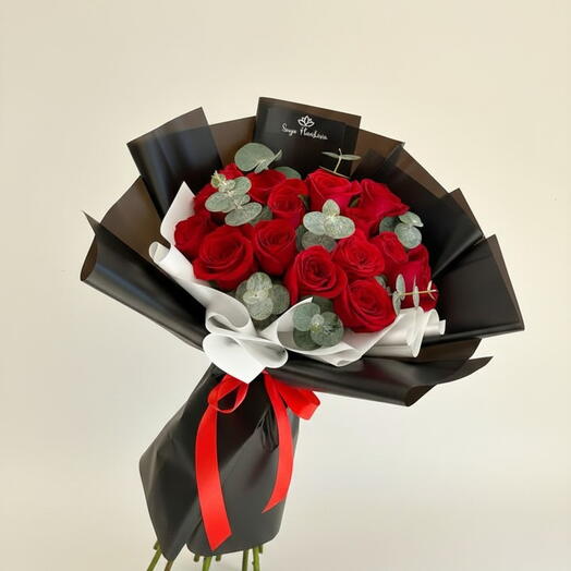 Bouquet noir et rouge