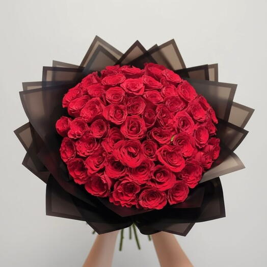 Букет красных роз