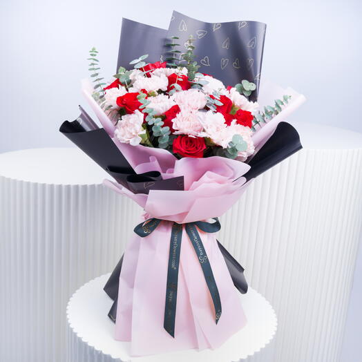 Queen 21 Red Roses and Pink Carnations Bouquet