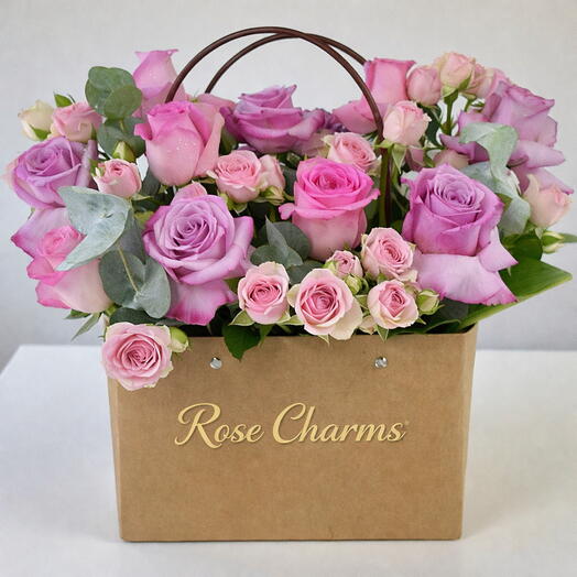 15 Pink Roses in Luxury Box