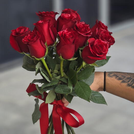 11 Red Roses
