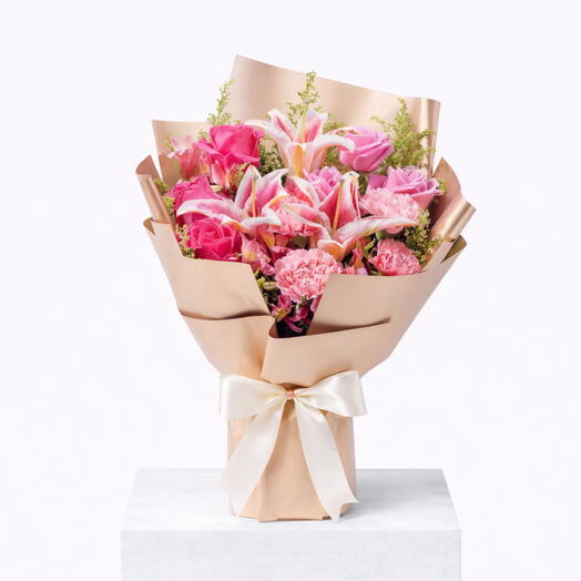 Сапфировый букет из ирисов