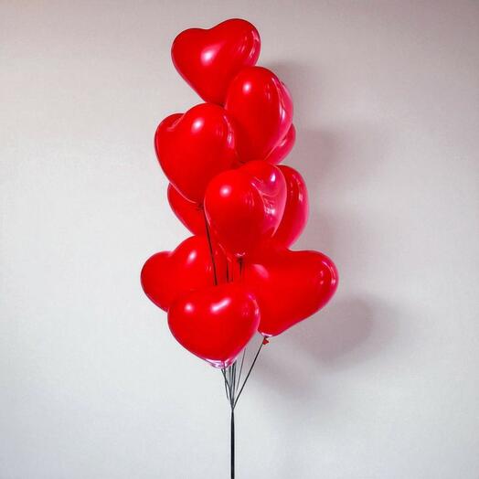 10 بالونات حمراء على شكل قلب