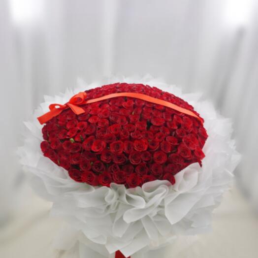 Bouquet de 200 roses rouges premium