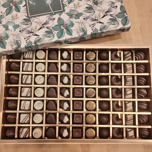 🍫 Luxury Chocolate Assortment