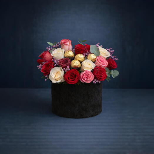 Midnight Love Roses   Chocolates