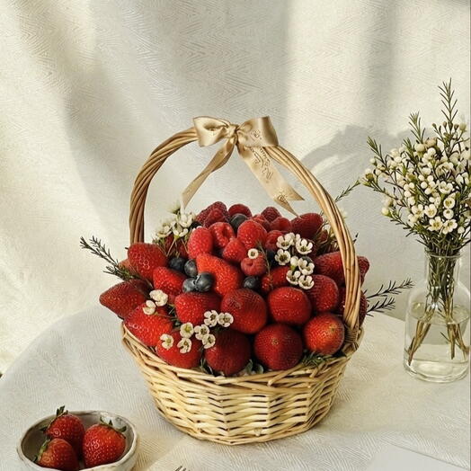 سلة من التوت المشكلة