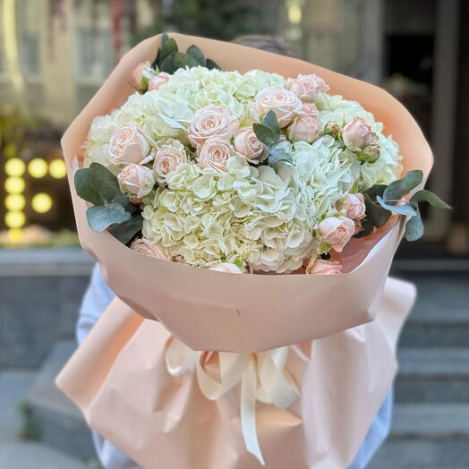Brandy Hydrangea Bouquet