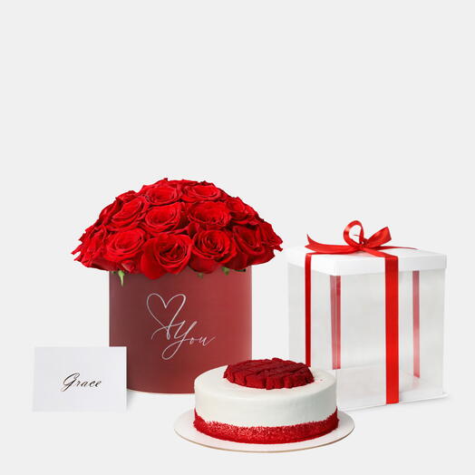 Rosas rojas con pastel Red Velvet