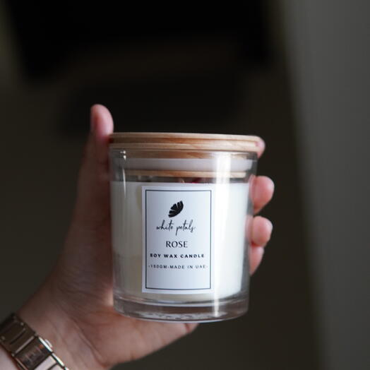 Соевая свеча с ароматом розы