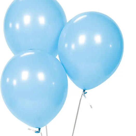 بالون أزرق