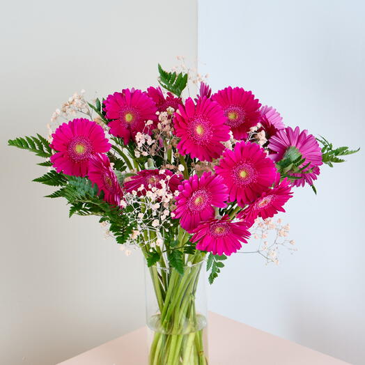 Цветочная композиция «Ярко-розовая страсть»