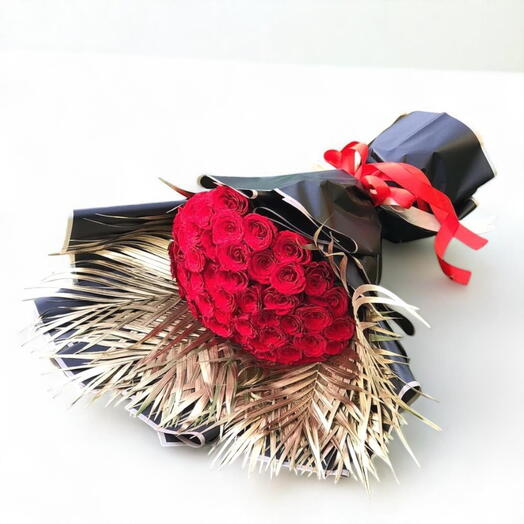 Ramo Otoño Dorado de 51 Rosas Rojas con Hojas Doradas