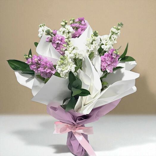 Ramo de 11 matthiolas rosas y blancas