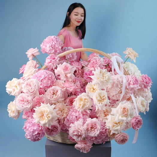 Love Overload- XL Hydrangea and Rose Basket