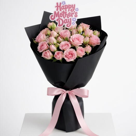 Bouquet élégant de 5 roses roses branchues avec ornement pour la fête des mères