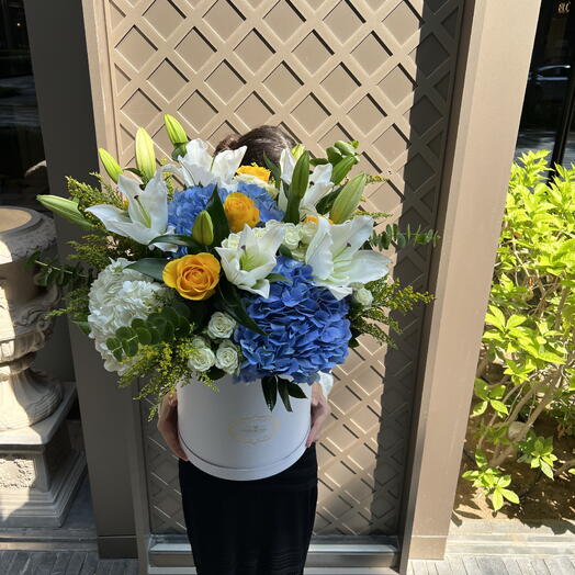 Delightful Mix Color Flower Box