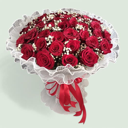 Роскошная мечта из красных роз