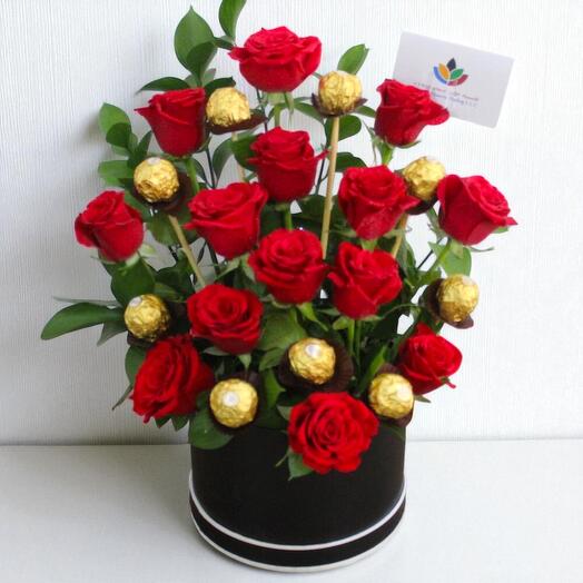 Ferrero Love – Red Roses with Ferrero Rocher in Black Hatbox