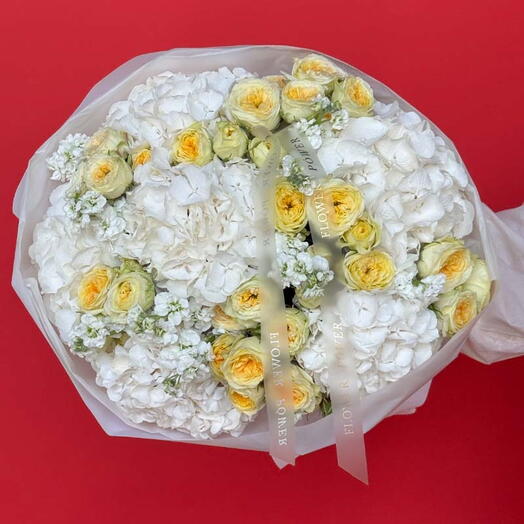Golden Whisper: Bouquet of Creamy White Hydrangeas, Matthiola and Yellow Garden Roses