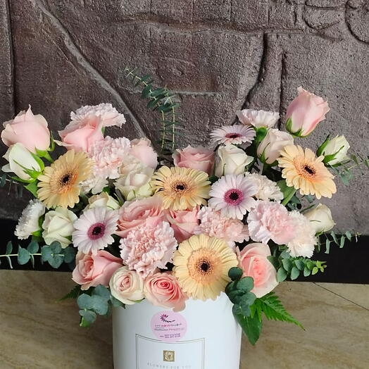 Charming Floral Box;