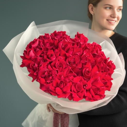 Букет из 21 распустившейся красной розы - Эквадор