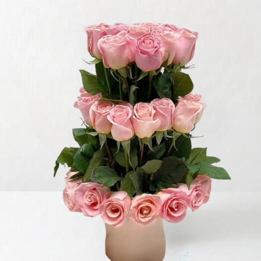 Love Tower _ Valentine s Premium Soft Pink Rose Box Arrangement