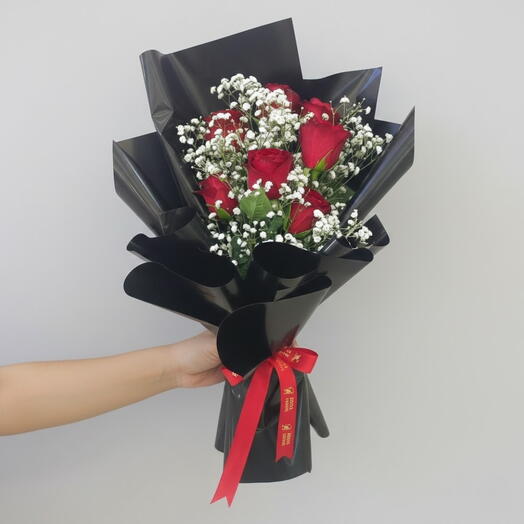 Букет красных роз