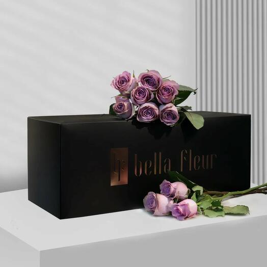 Ramo de rosas moradas