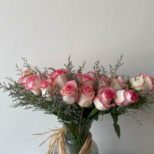 Цветы в вазе 1