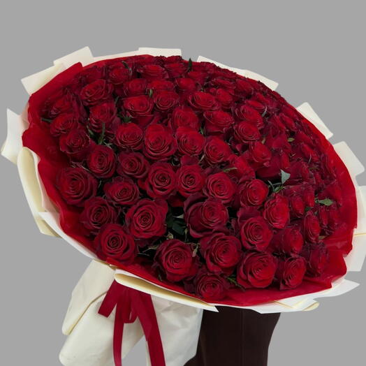 Ко Дню святого Валентина 201 Роскошный букет ярко-красных роз для неё