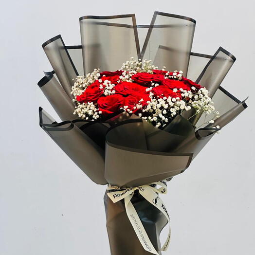 باقة زهور الجيبسوفيلا الحمراء الفاخرة 1118