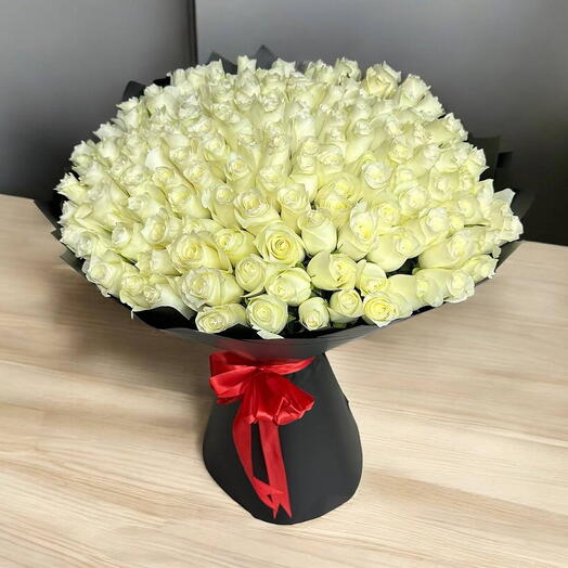 POLA STAR ROSES IN A BQT