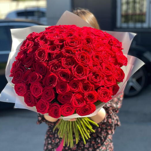 75 Red roses