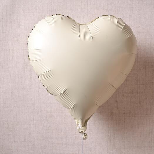 Бежевый фольгированный гелиевый шар в форме сердца  5208